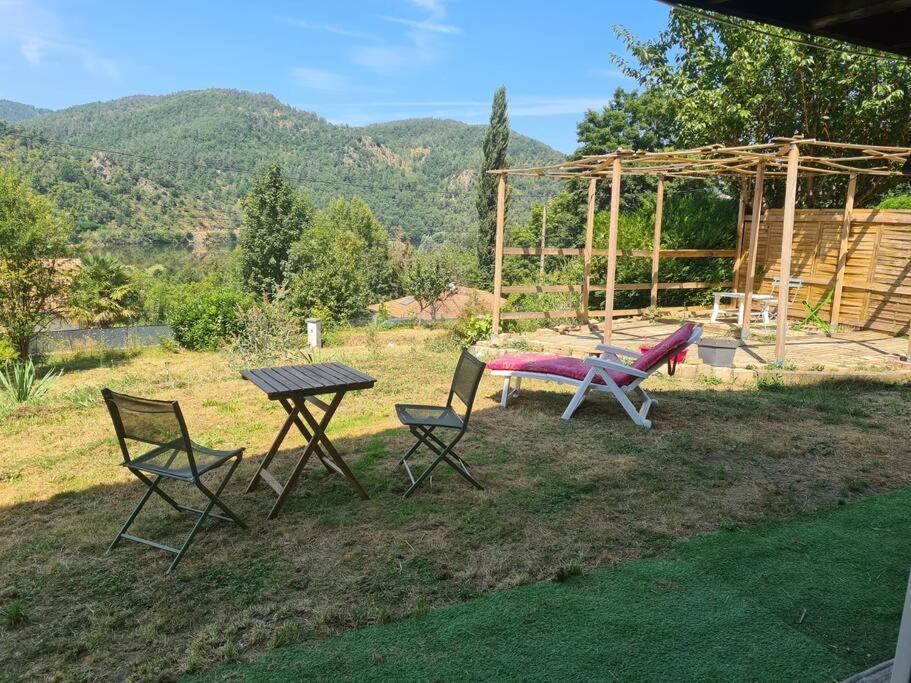 Le Chalet Des Amis Aurec-Sur-Loire Екстер'єр фото